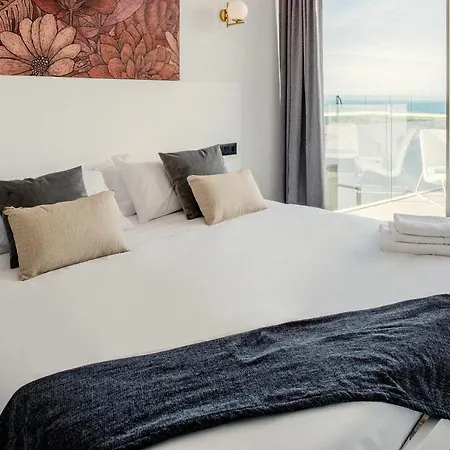 Allure Panoramic Seaviews Villa Costa Adeje (Tenerife)